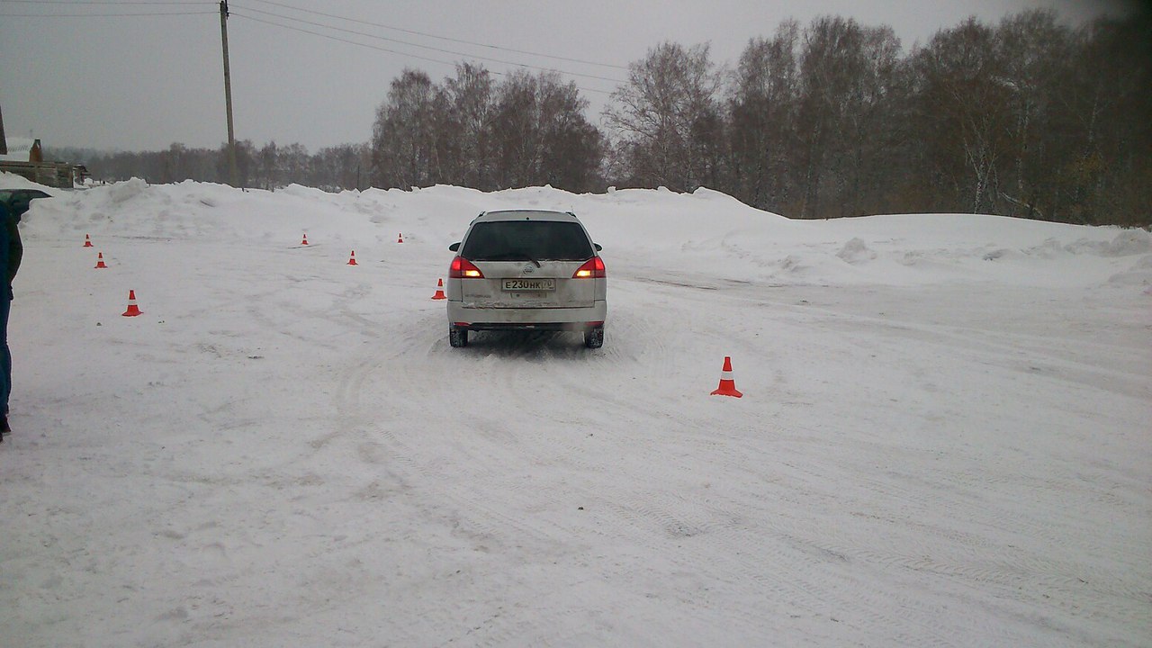 Фигурное вождение автомобиля