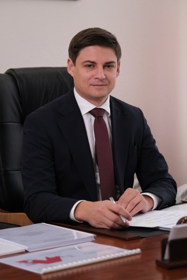 С Днем знаний и началом нового учебного года