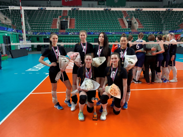 Женская сборная по волейболу Новосибирского Аграрного университета заняла 3 место в 47-ой Универсиаде среди студентов высших учебных заведений Новосибирской области