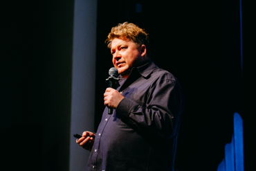 «История успеха» известного ресторатора Дениса Иванова в Новосибирском ГАУ