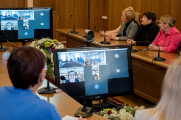 ����� ��������� �� ������������ �������� ��������� � ������������ ���������� ����� � ����������