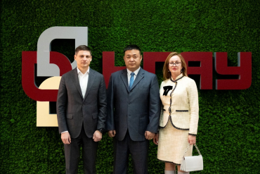 Новосибирский ГАУ посетила делегация из Китая