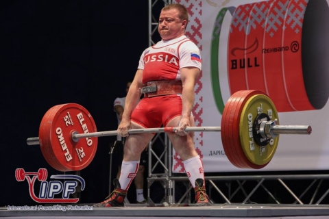 Сергей Федосиенко в пятый раз стал чемпионом мира по классическому пауэрлифтингу