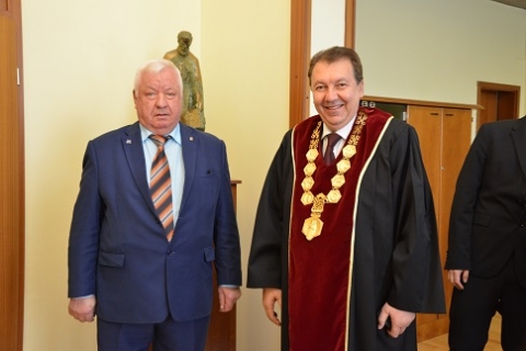 ��������� �������������� ��� �������� ����������� ����� ������ ������� � ������� � ������ �������� ���������