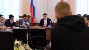 В Новосибирском ГАУ прошла встреча ректора университета Евгения Рудого со студентами из семей мобилизованных